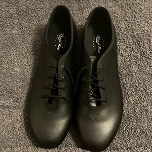 Dance now women’s tap shoes size 9